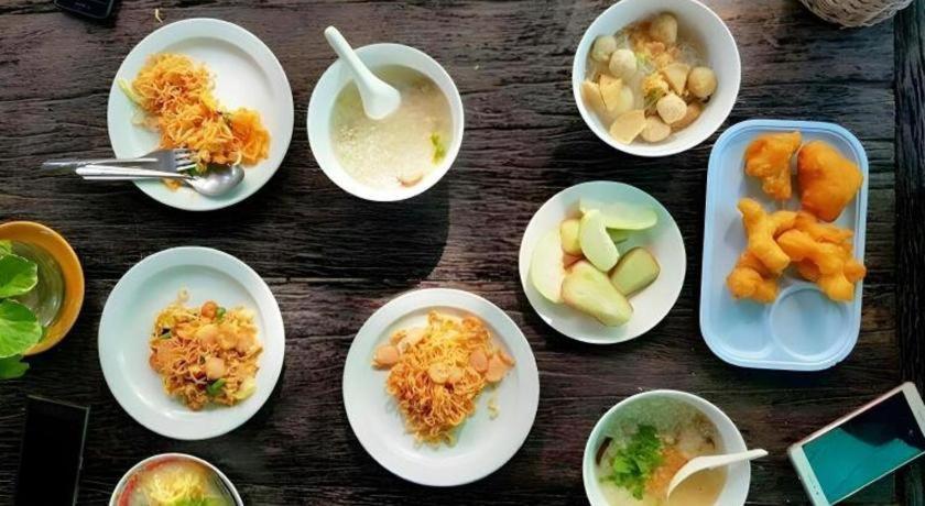 安帕瓦伦南燕度假村 夜功府 外观 照片